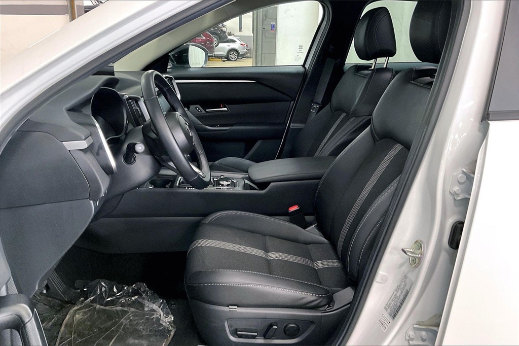 2025 MAZDA CX-50 - Image 23