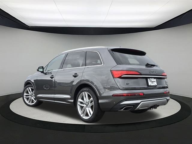 2025 Audi Q7 Premium Plus photo 2