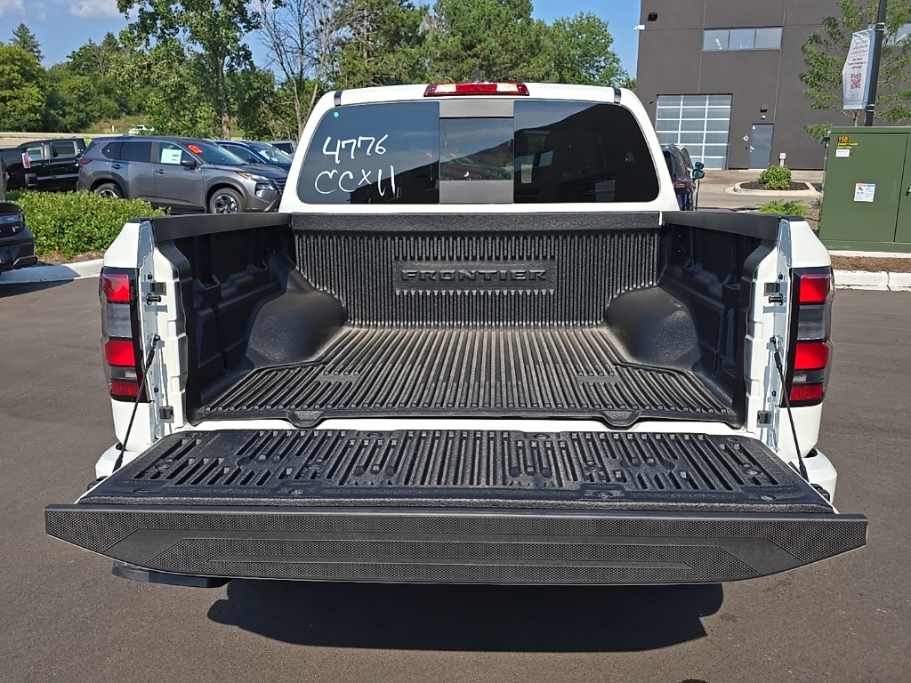 2025 Nissan Frontier Crew Cab PRO-4X photo 22