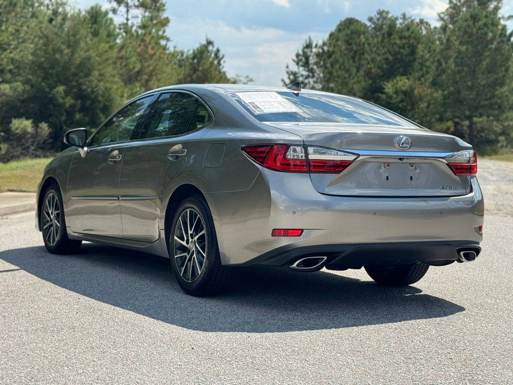 2017 Lexus ES 350 Luxury photo 26