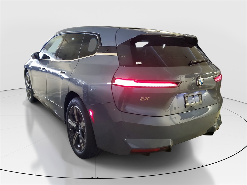 2026 Bmw iX photo 4