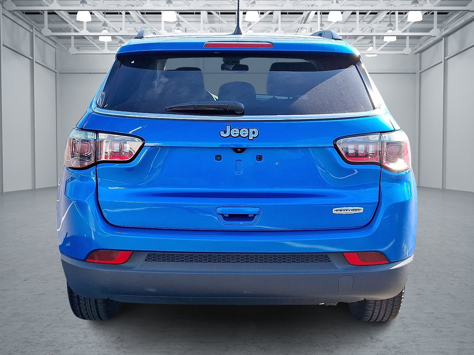 2022 Jeep Compass Latitude photo 2