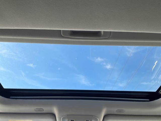 2024 Toyota Highlander XLE photo 19