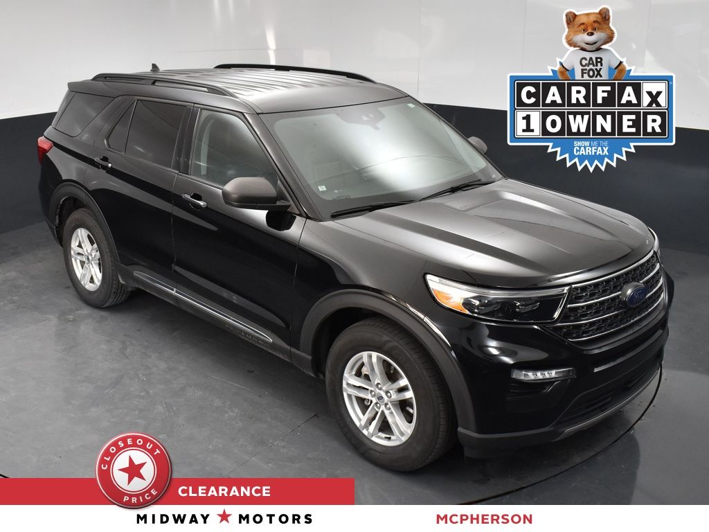 Used 2022 Black Ford XLT image 1