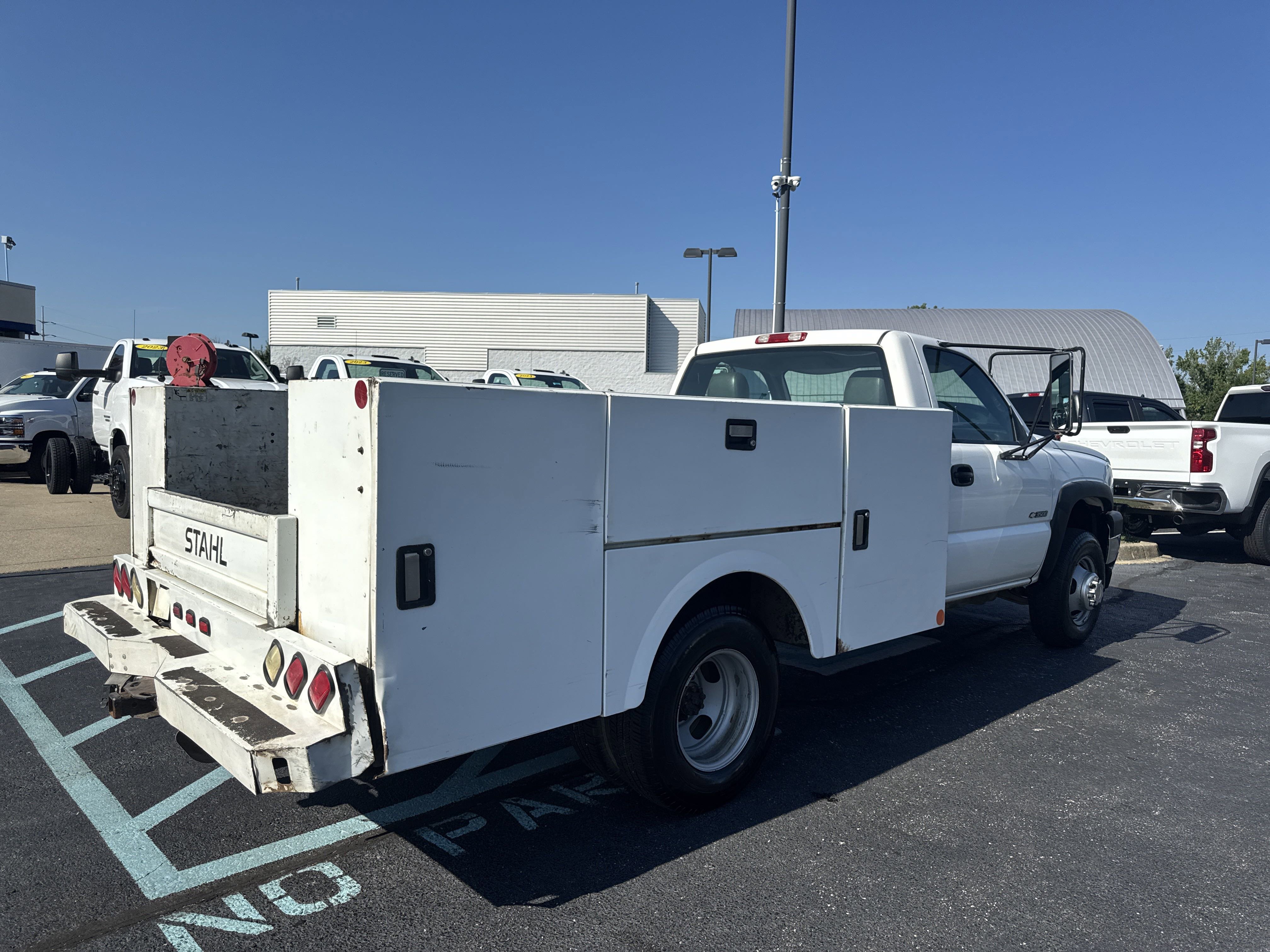 2006 Chevrolet Silverado 3500HD photo 2