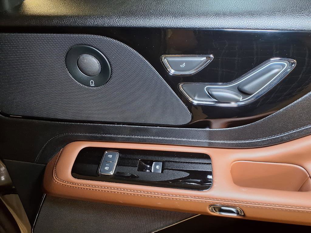 2023 Lincoln Aviator Grand Touring photo 24
