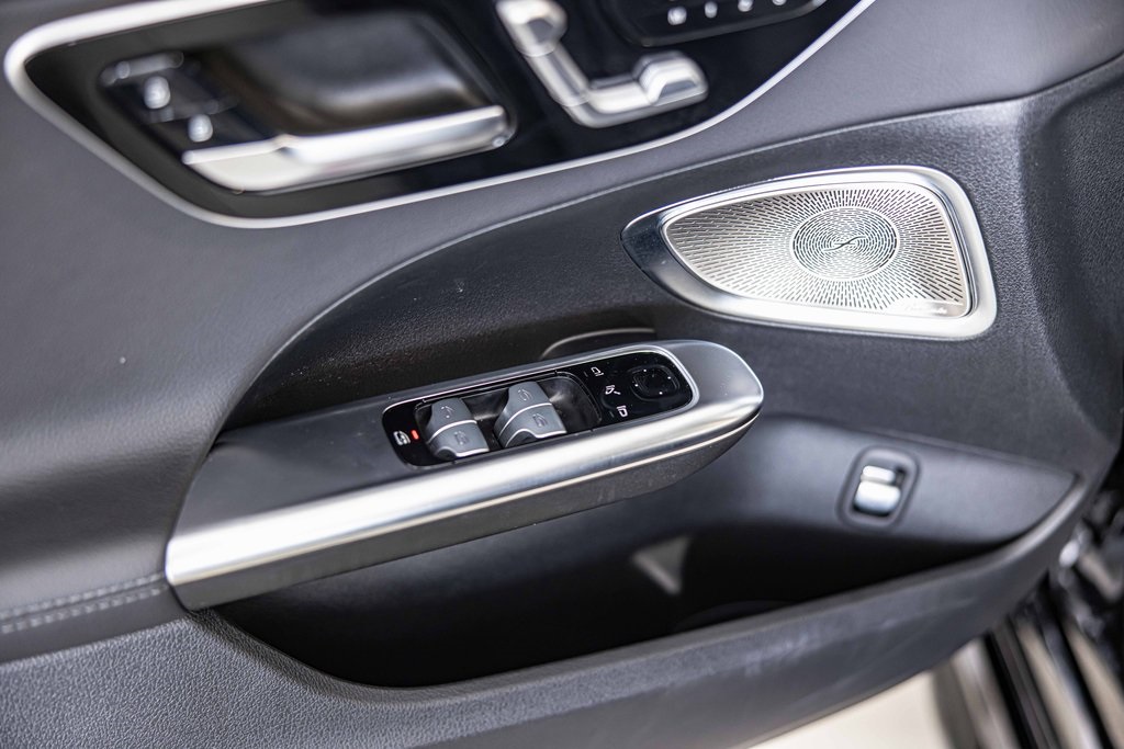 2024 MERCEDES-BENZ C-CLASS - Image 31