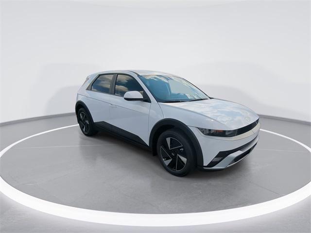 2025 Hyundai Ioniq 5 SE photo 2
