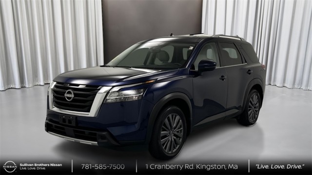 2023 Nissan Pathfinder SL