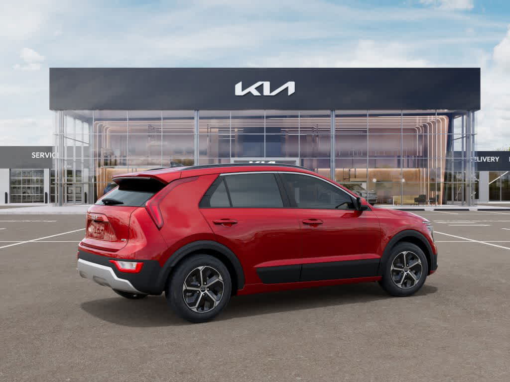 2025 Kia Niro LX photo 9