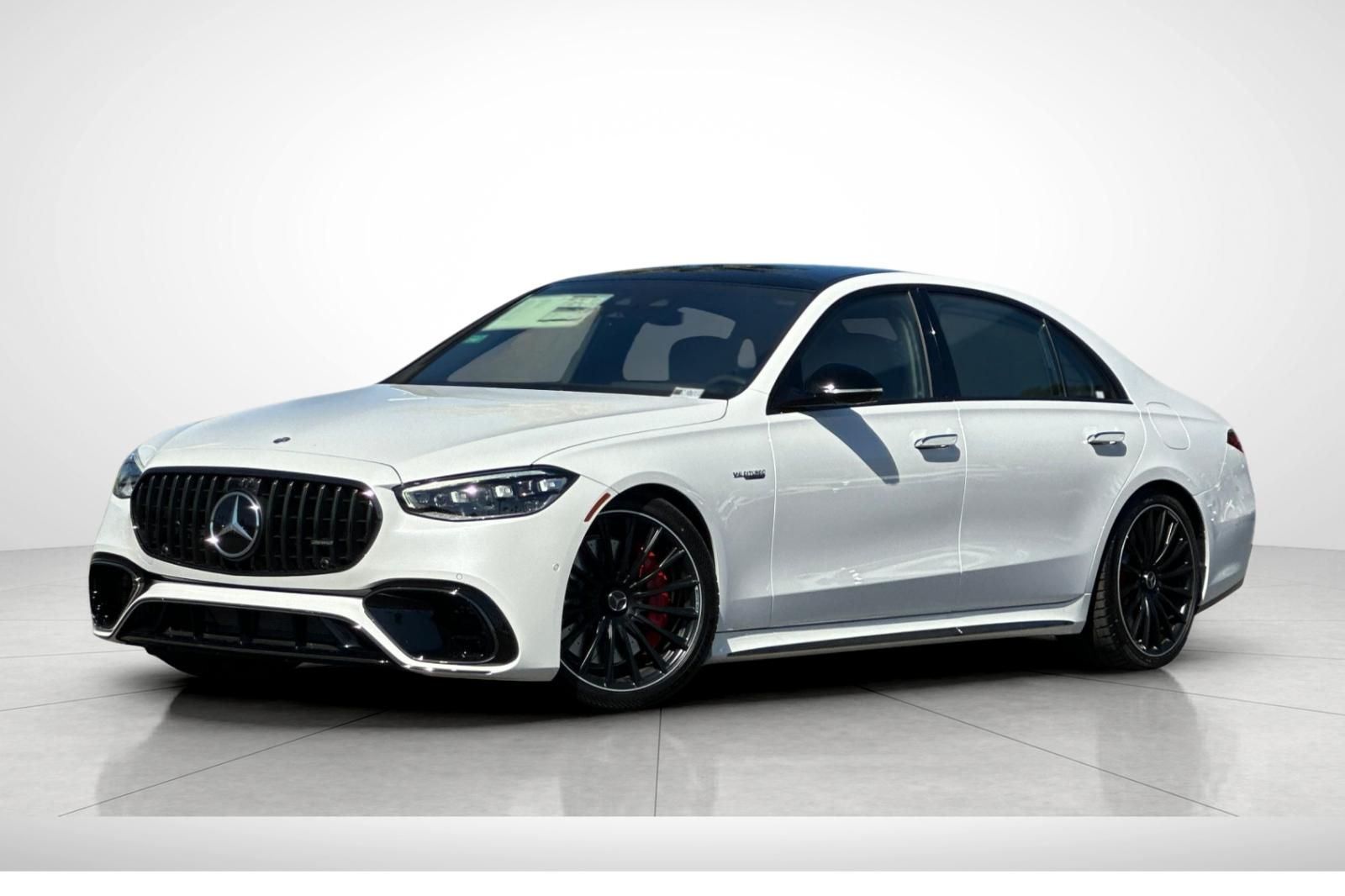 2025 Mercedes Benz S 63 e AMG 4MATIC photo 2
