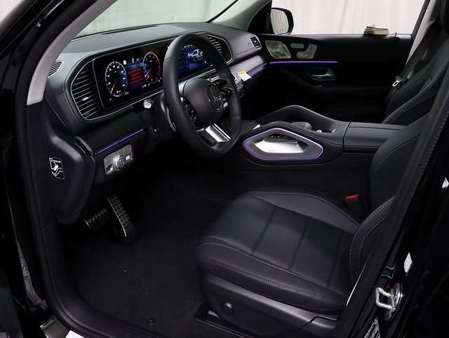 2026 Mercedes Benz GLS 450 4MATIC photo 11