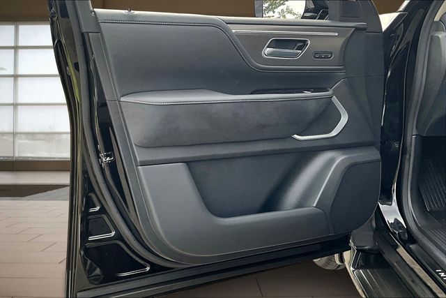 2026 Infiniti QX80 Luxe photo 16