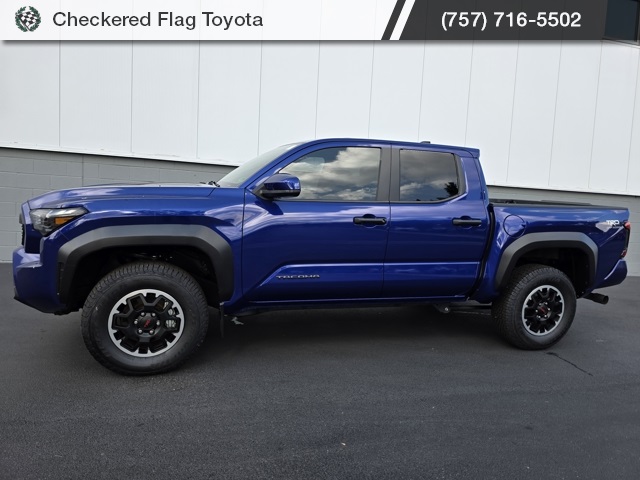 2025 Toyota Tacoma TRD Off-Road photo 2