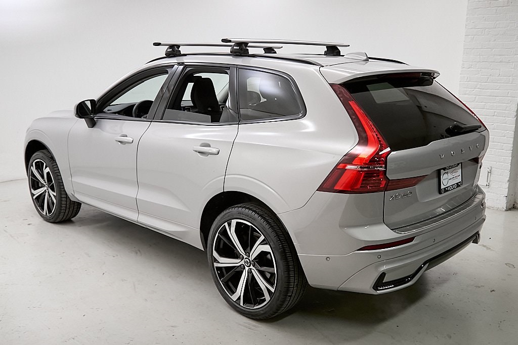 2023 VOLVO XC60 - Image 7
