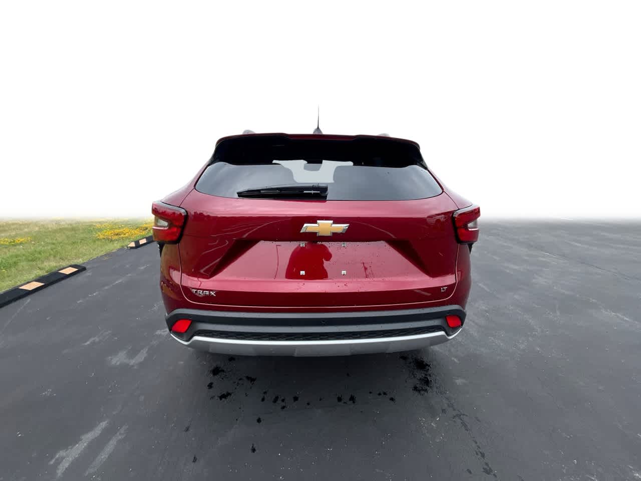 2025 Chevrolet Trax LT photo 7
