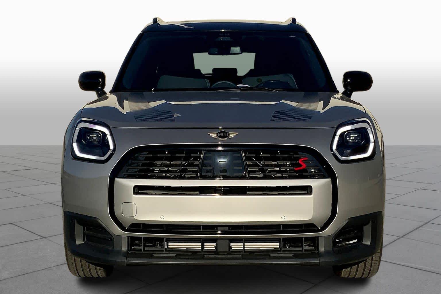 COUNTRYMAN TYPE10 アクティブDI[生産完了品] New 2025 MINI Countryman Signature Plus Sport Utility Vehicle in