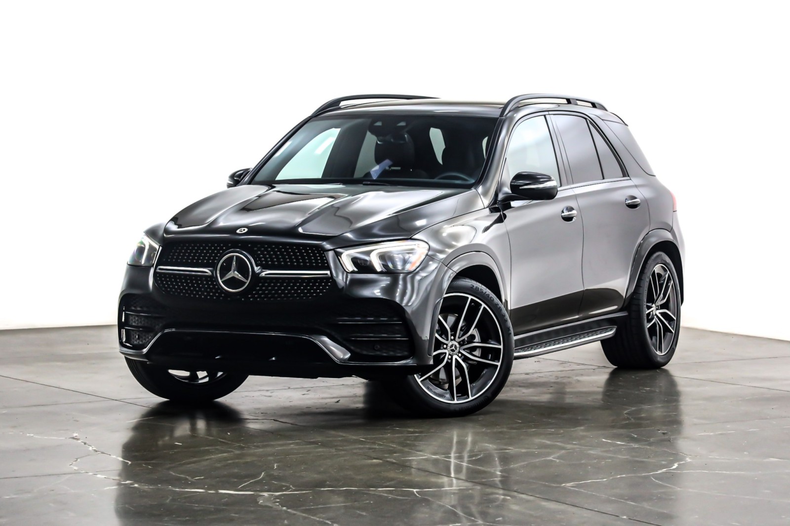2022 Mercedes-Benz GLE GLE450's photo