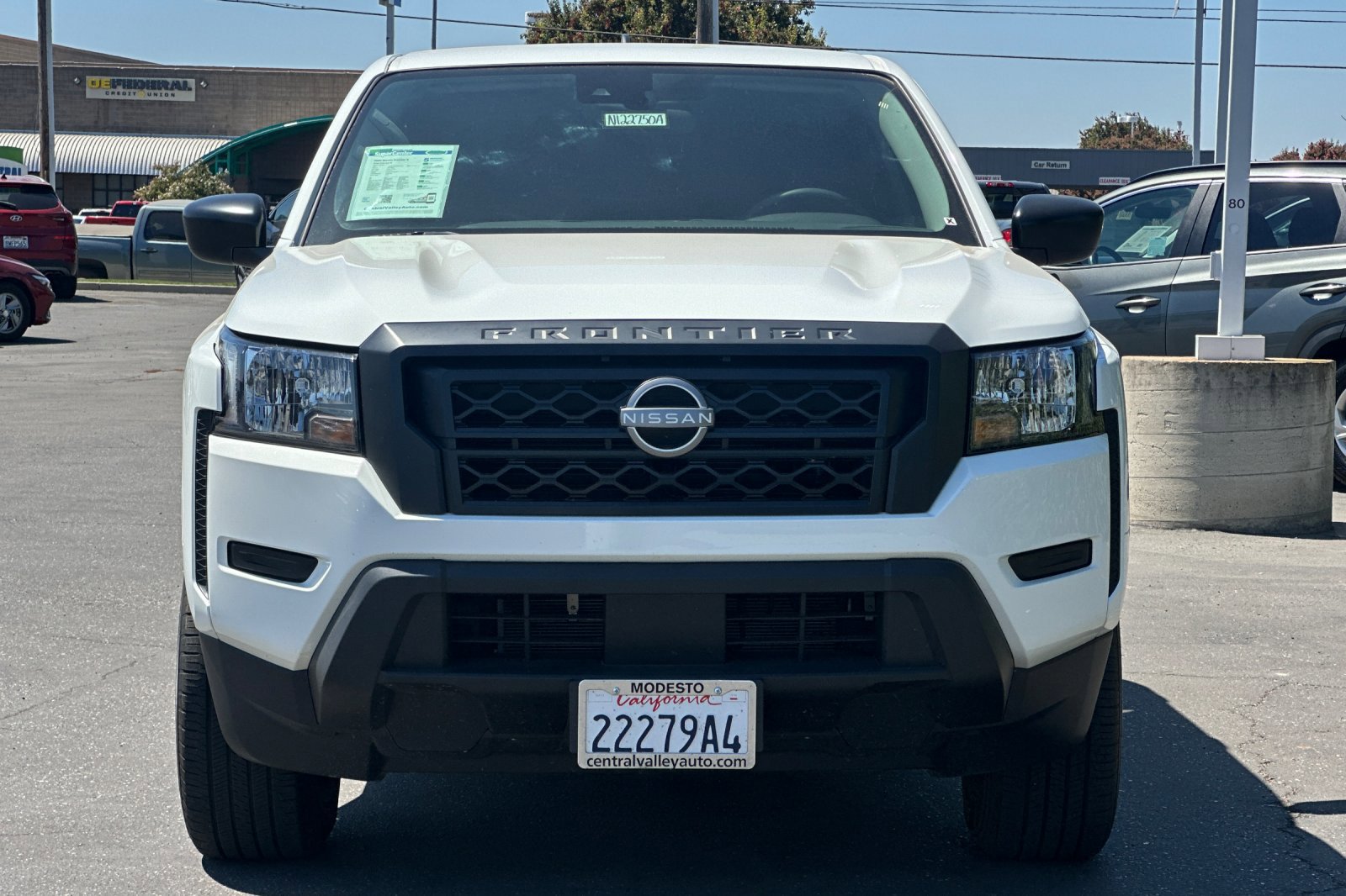 2024 Nissan Frontier S photo 9