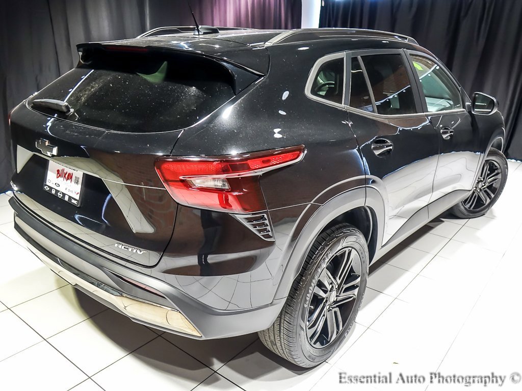 2024 CHEVROLET TRAX - Image 11