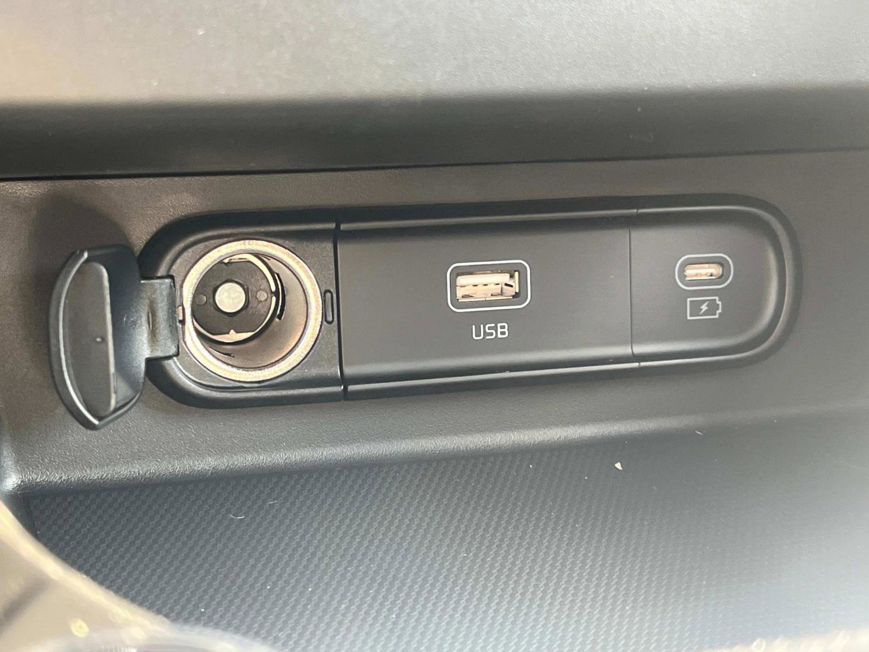 2026 Kia Seltos S photo 24