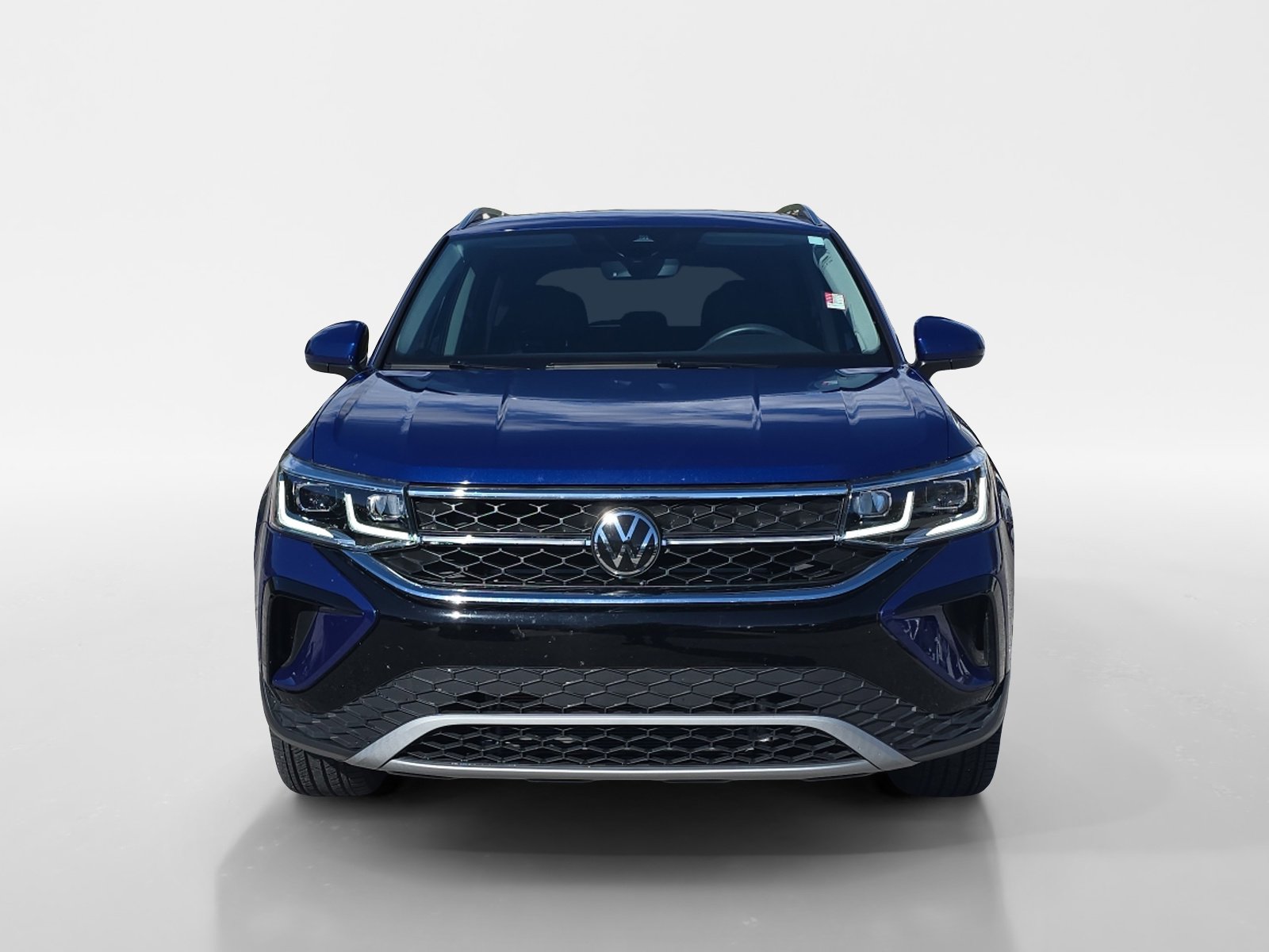 2024 Volkswagen Taos SEL photo 4