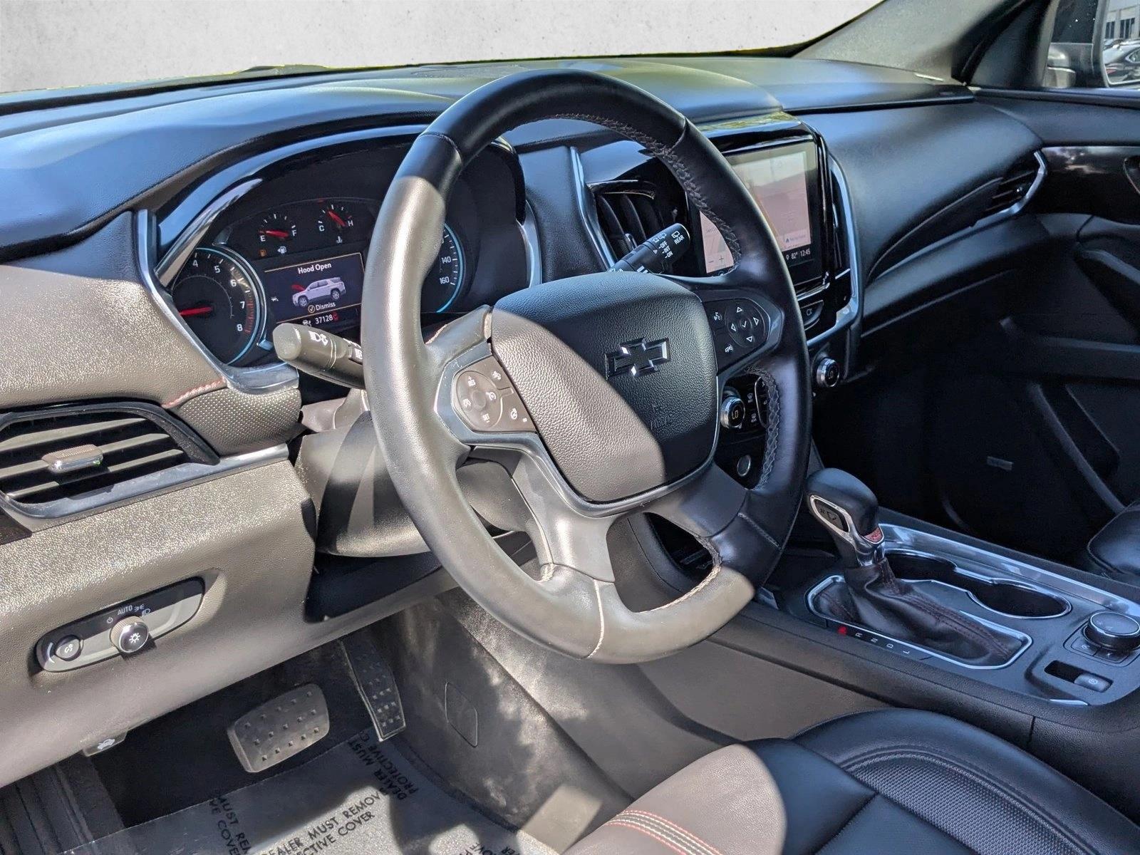 2023 Chevrolet Traverse RS photo 9