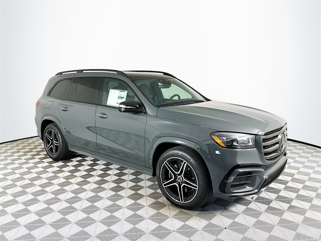 2026 Mercedes-Benz GLS Base's photo