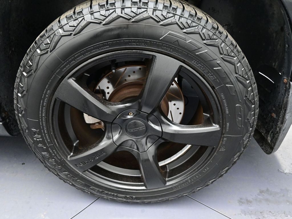 2008 Dodge Charger R/T photo 29
