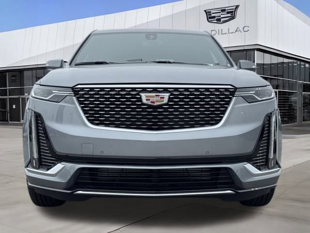 2025 Cadillac XT6 Luxury photo 4