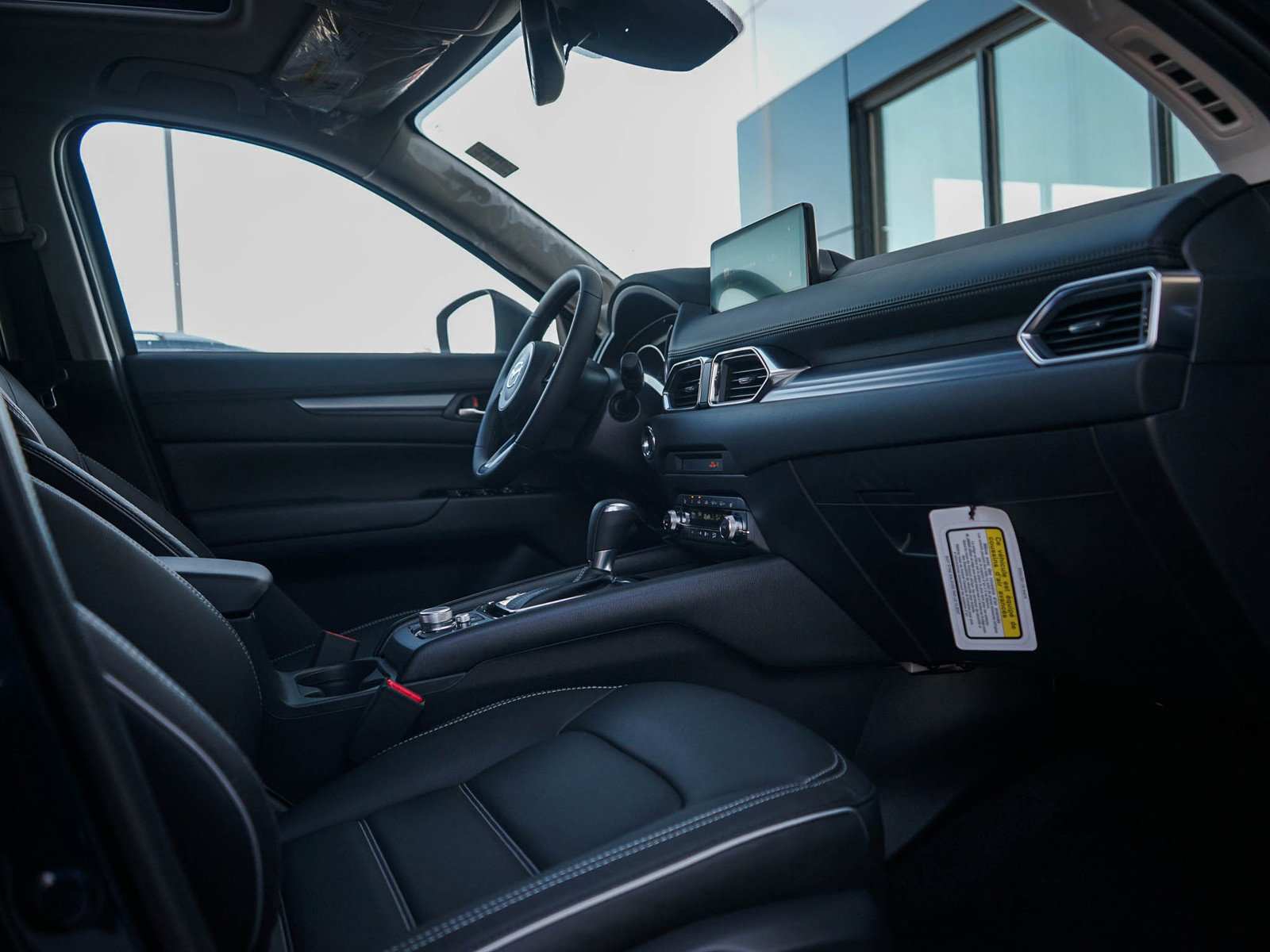 2025 Mazda CX-5 2.5 S Preferred photo 9