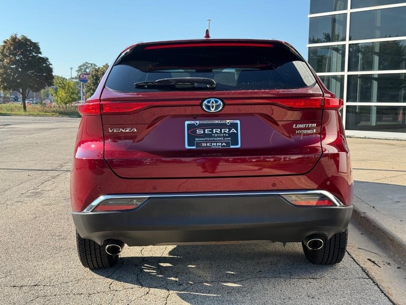 2021 Toyota Venza Limited photo 4