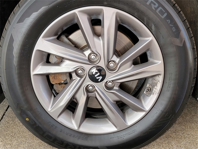 2020 Kia Optima LX photo 9