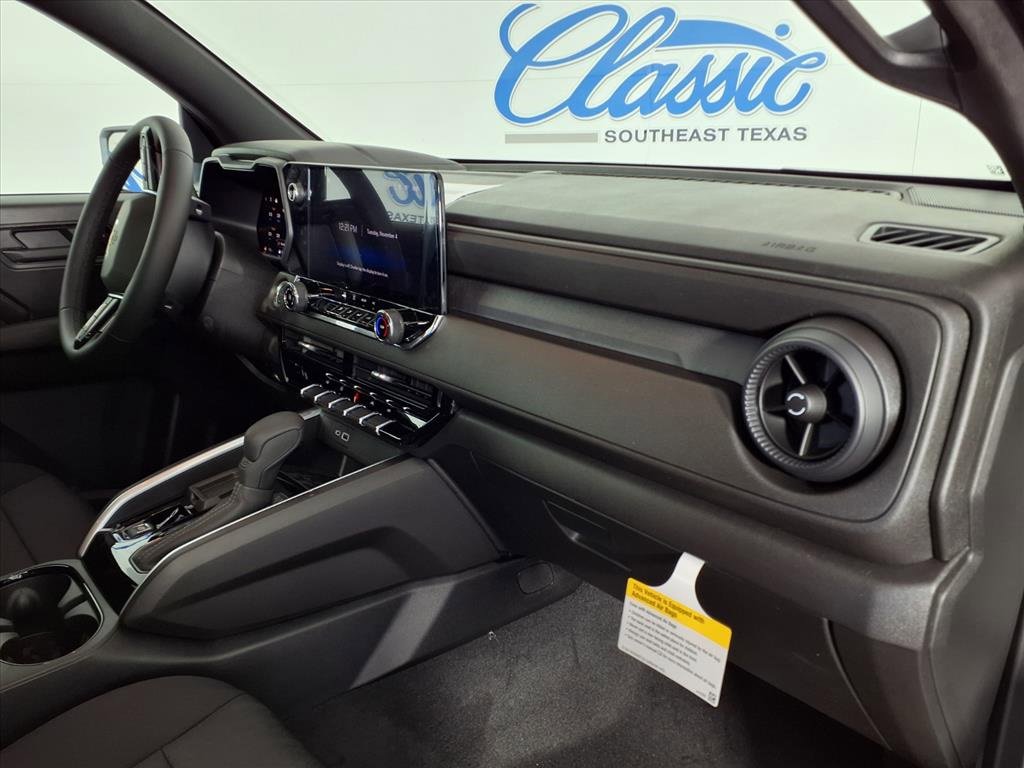 2026 Chevrolet Colorado Work Truck photo 3