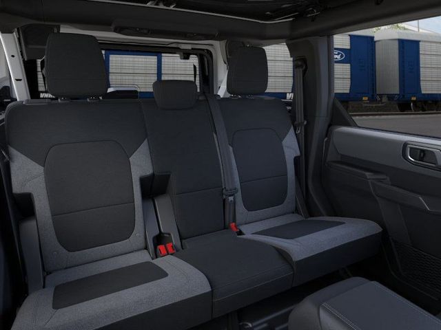 2025 Ford Bronco Big Bend photo 8