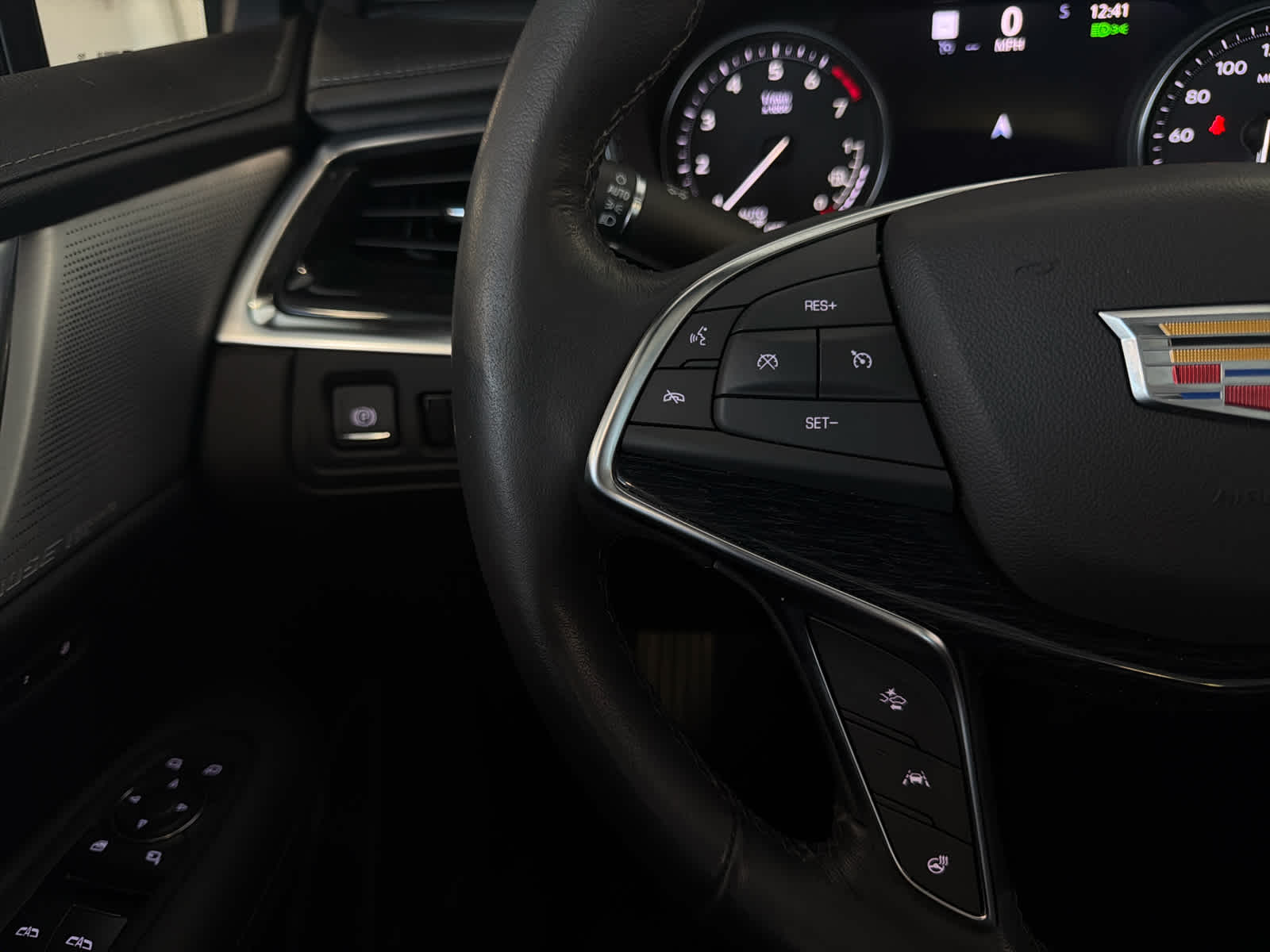 2022 Cadillac XT5 Premium Luxury photo 14