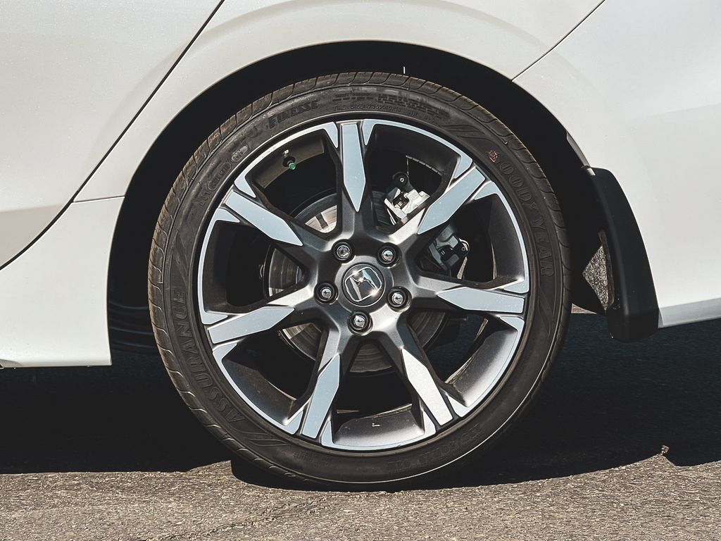 2026 Honda Civic Hybrid Sport Touring photo 4