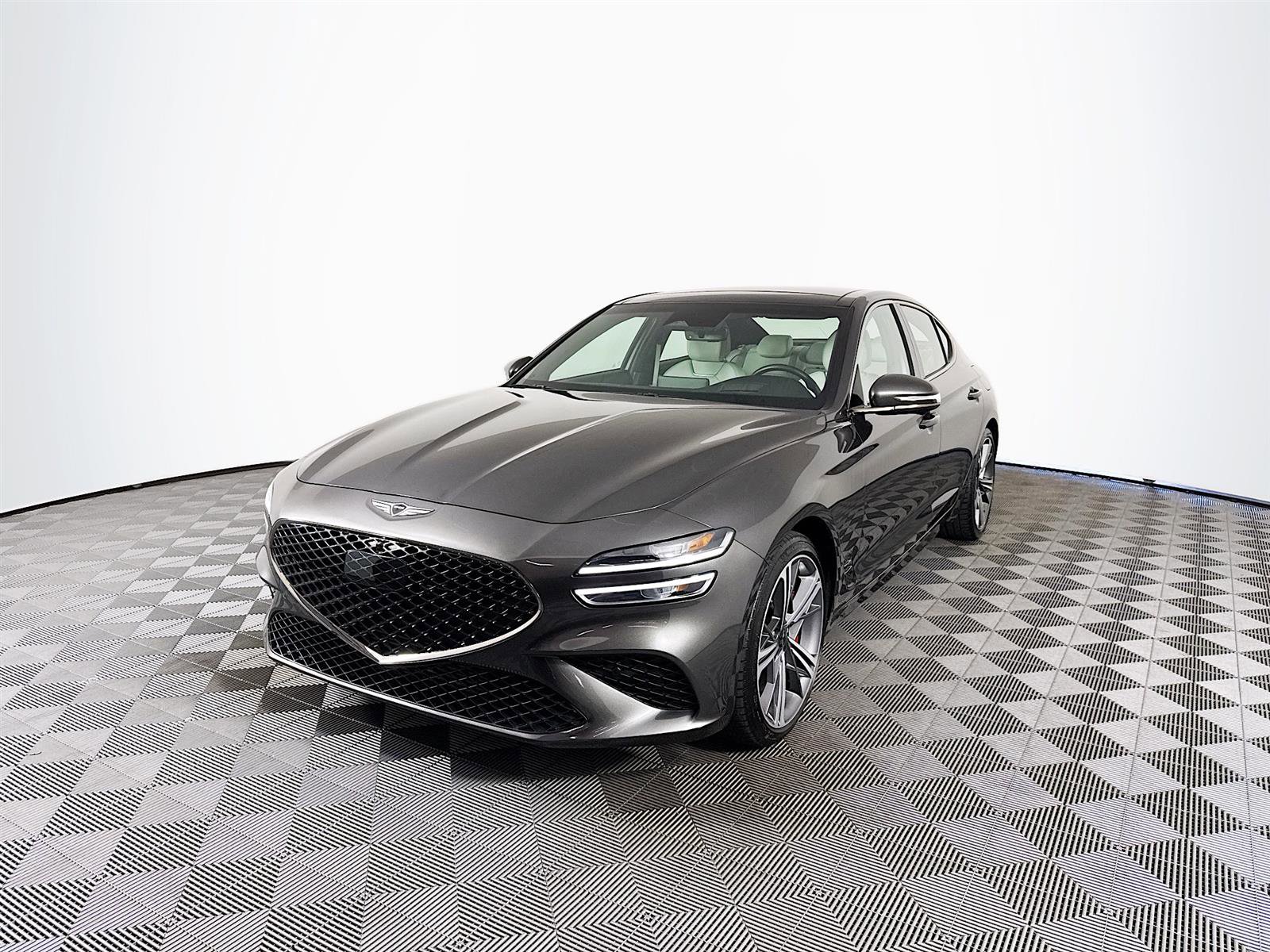 2025 Genesis G70 3.3T Sport Prestige photo 3