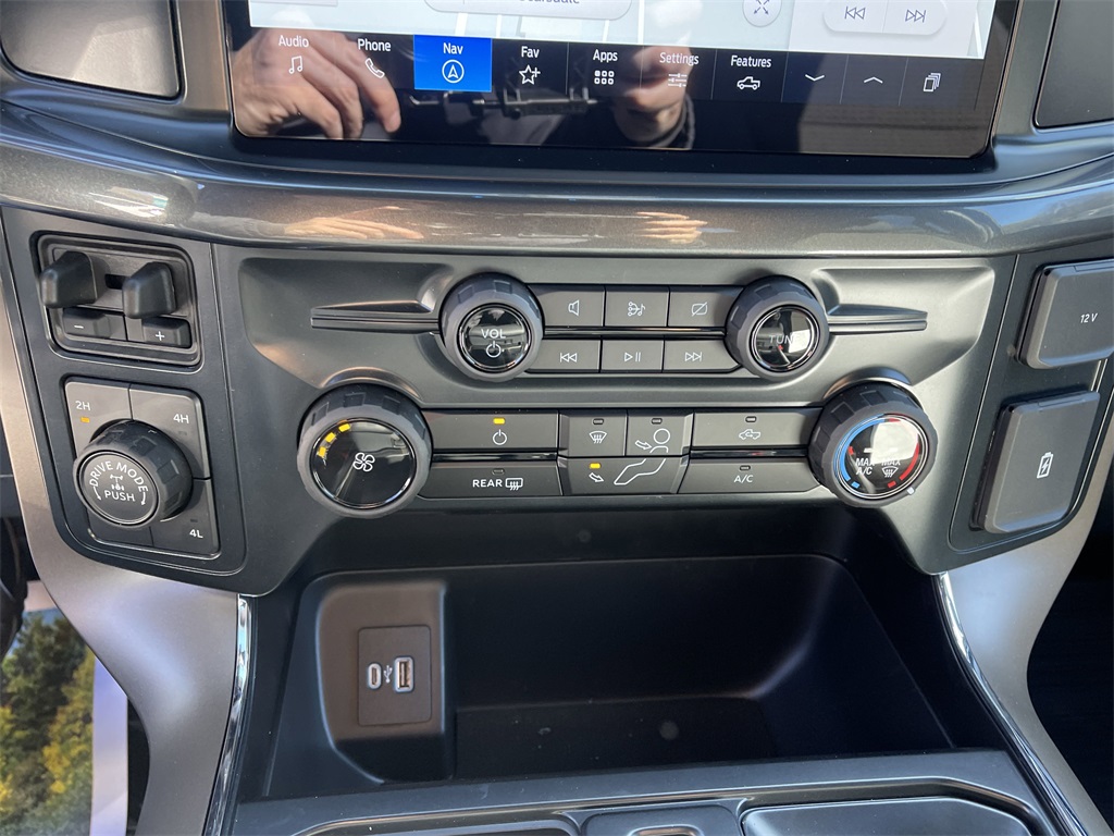 2024 Ford F-150 STX photo 15