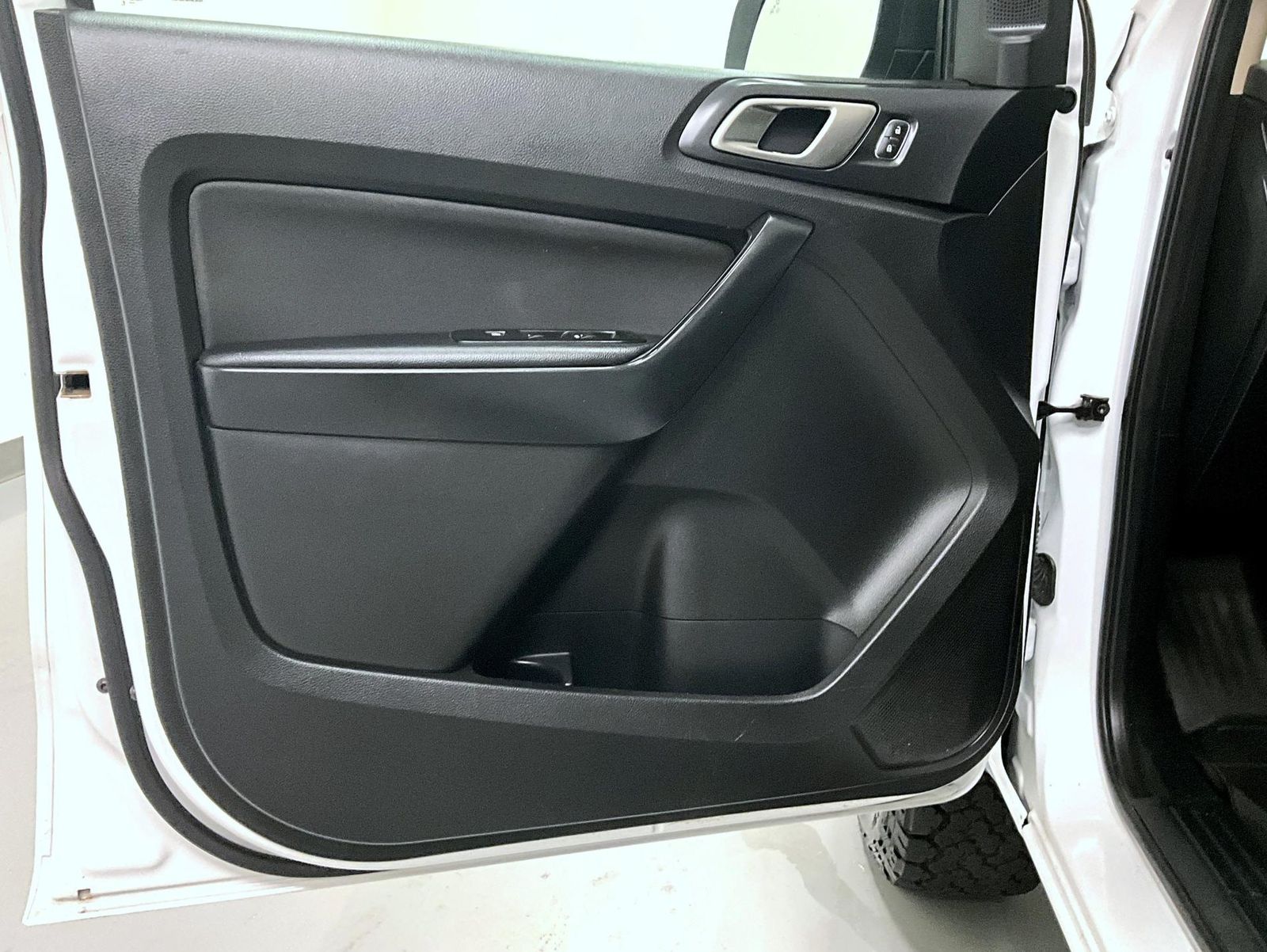 2022 Ford Ranger XLT photo 9