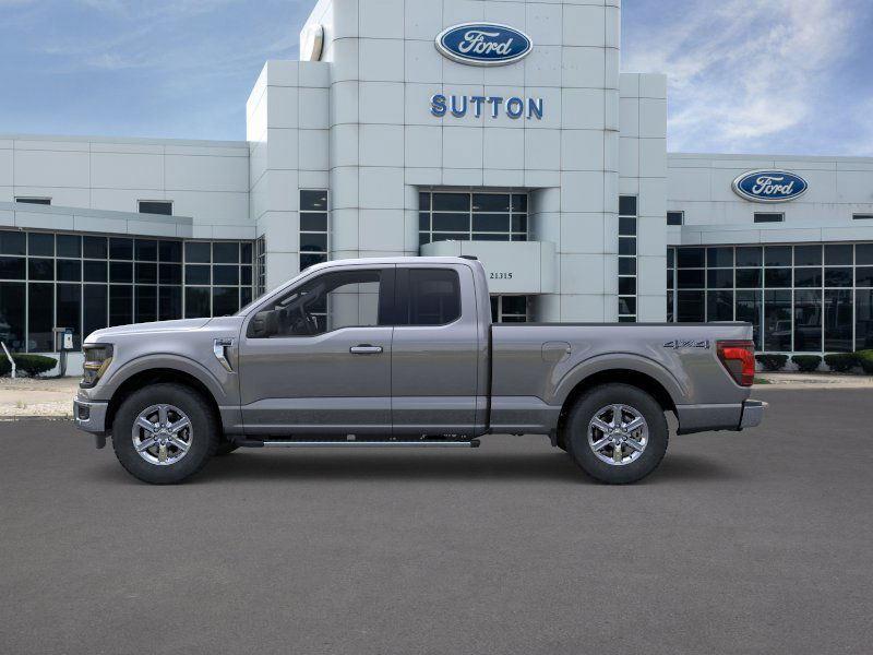 2025 Ford F-150 XLT photo 2