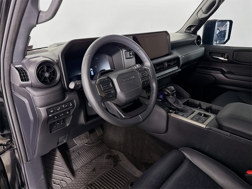 2024 Toyota Land Cruiser Base photo 4