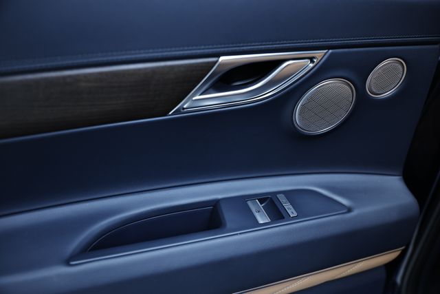2023 Genesis GV80 3.5T Prestige photo 22