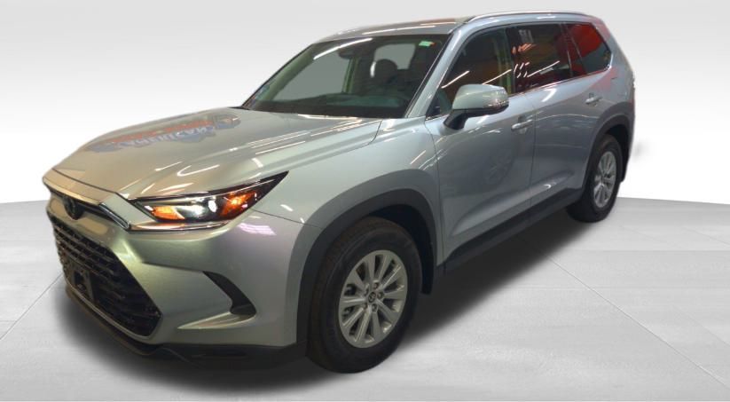 2025 Toyota Grand Highlander XLE's photo