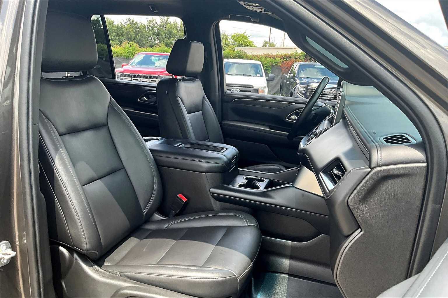 2021 Chevrolet Tahoe LT photo 7