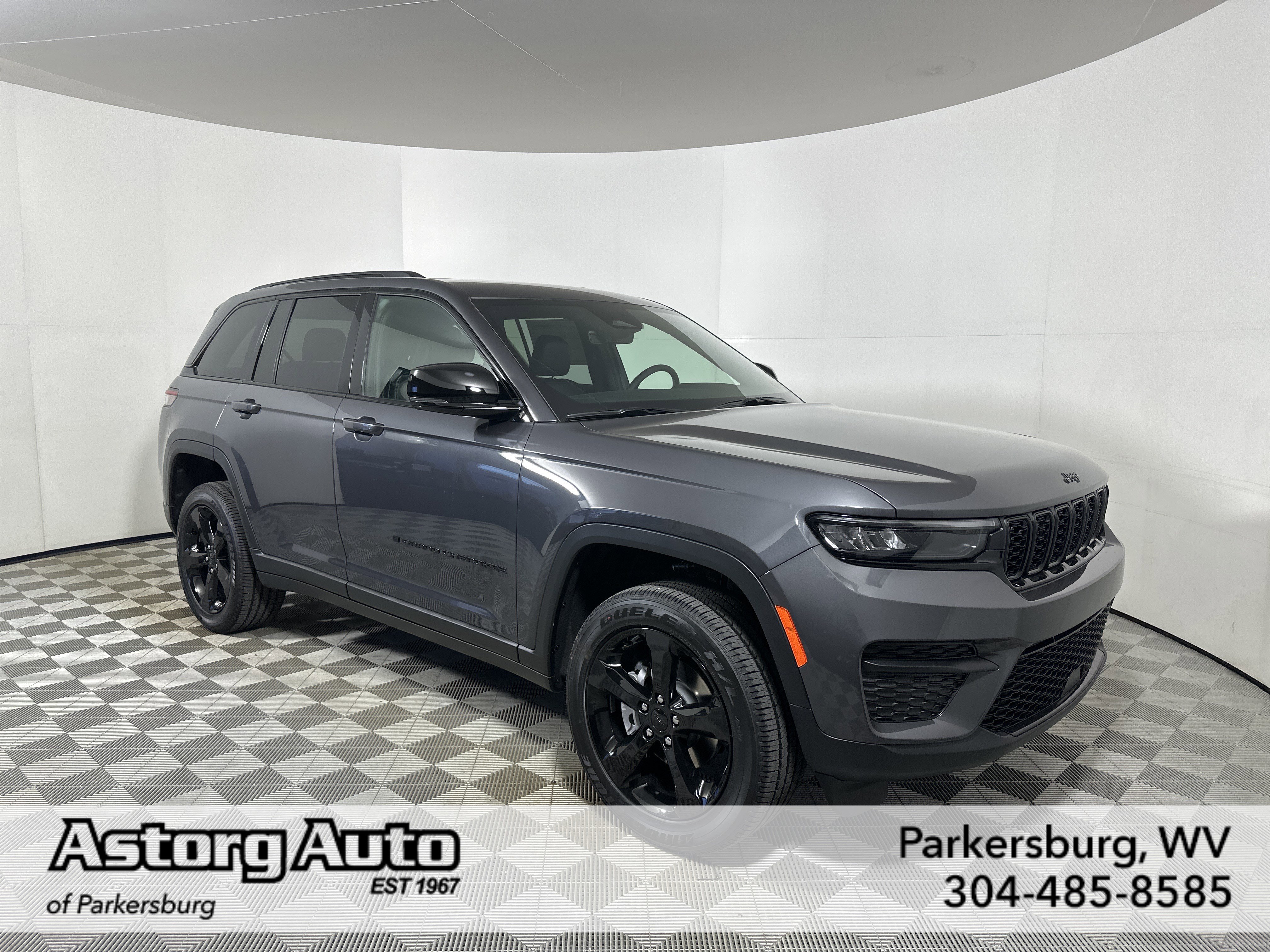 2025 Jeep Grand Cherokee Altitude's photo