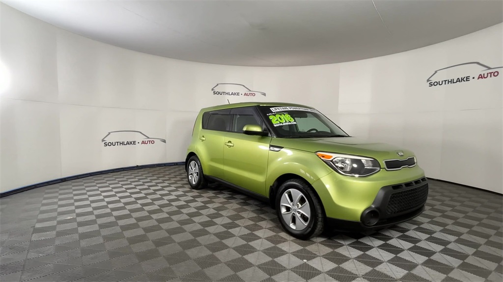 Used 2016 Kia Soul Base with VIN KNDJN2A2XG7821271 for sale in Merrillville, IN