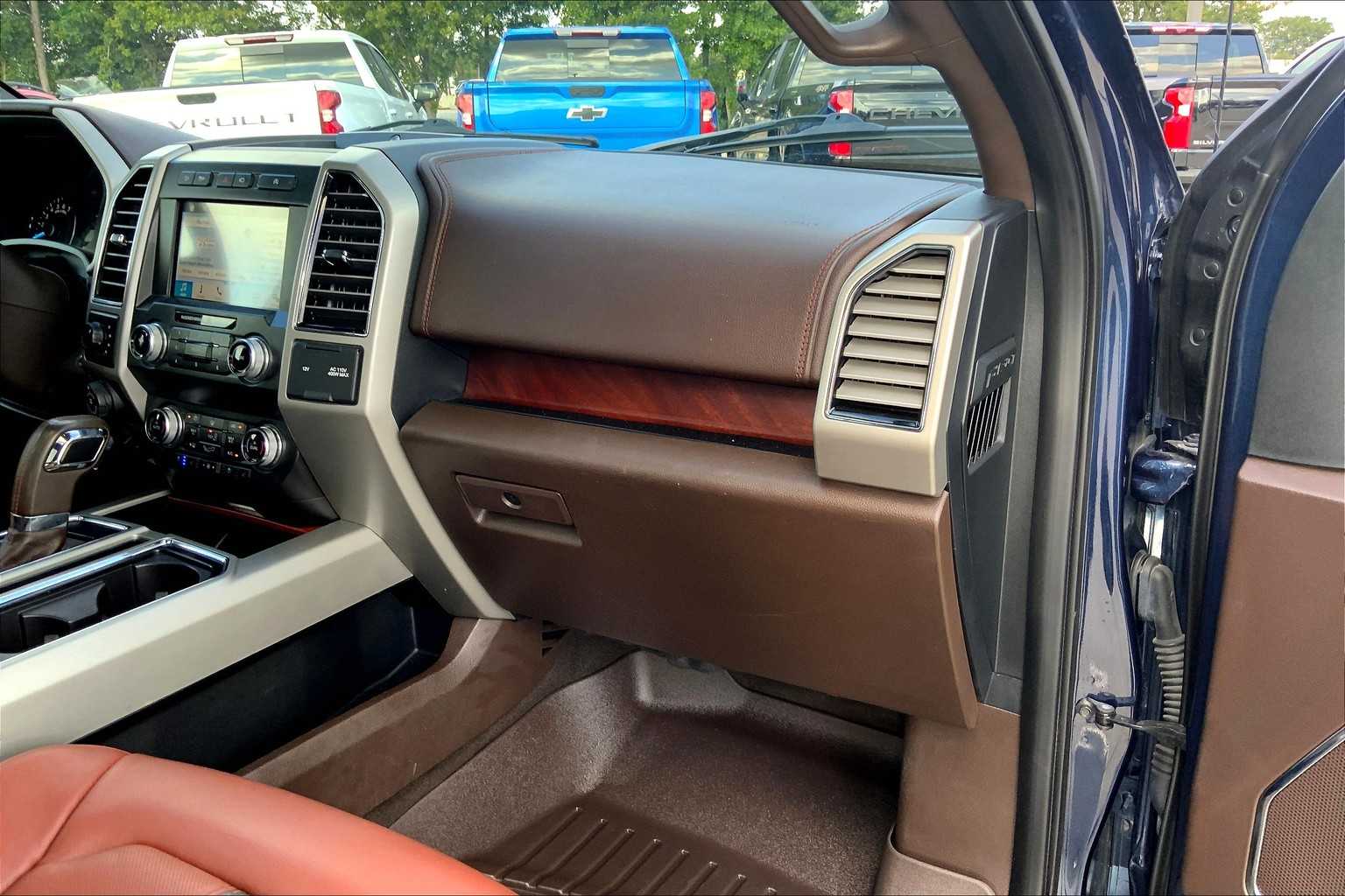 2019 Ford F-150 King Ranch photo 18