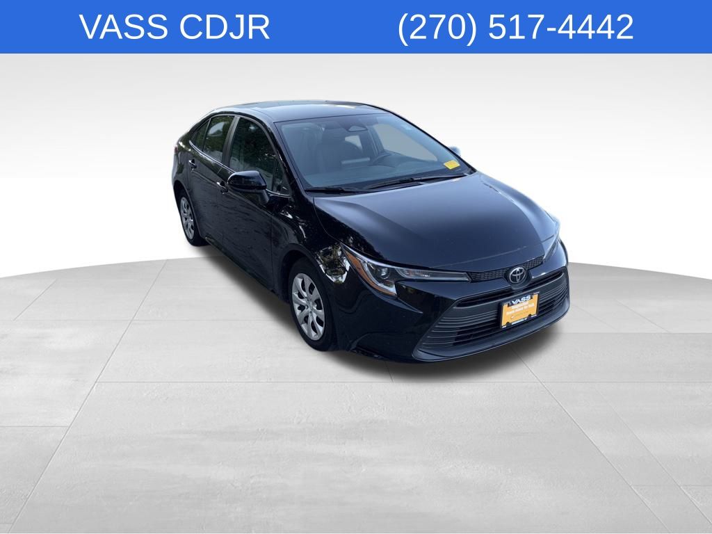 2024 Toyota Corolla LE photo 3