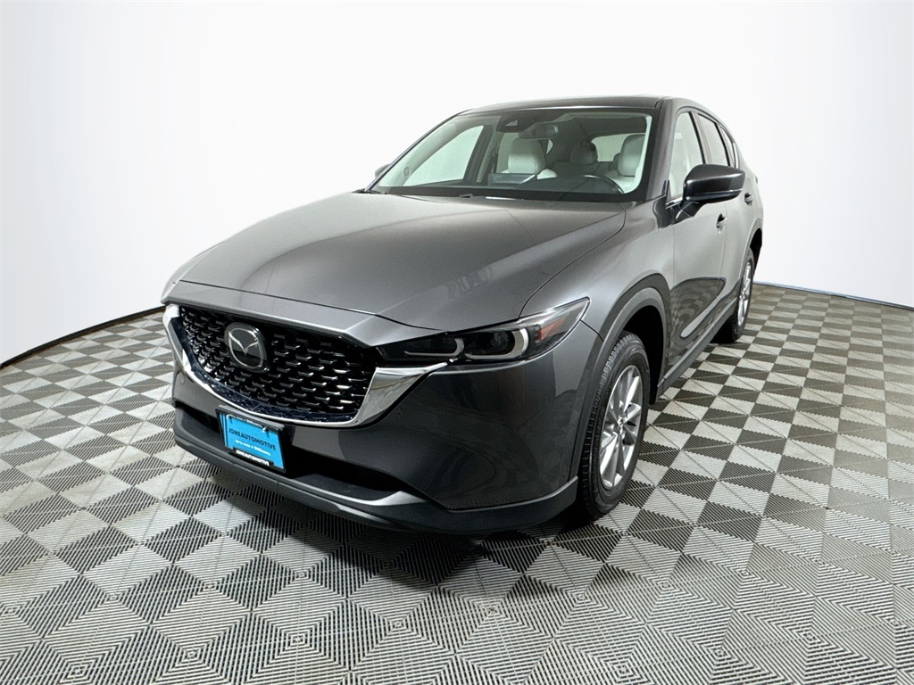 2023 Mazda CX-5 S Preferred package's photo